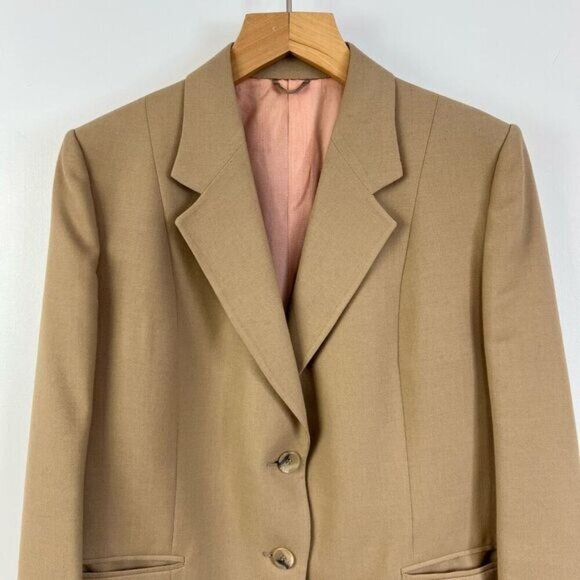 Vintage Women’s Medium Tan Wool Classic Suit Jacket Blazer Sports Coat 2 Button - Picture 14 of 14
